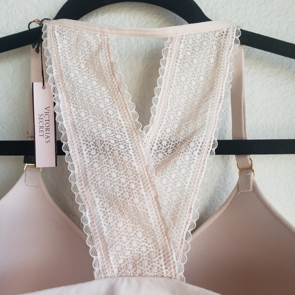 Victoria's Secret padded bra, size 32DDD - Picture 4 of 8